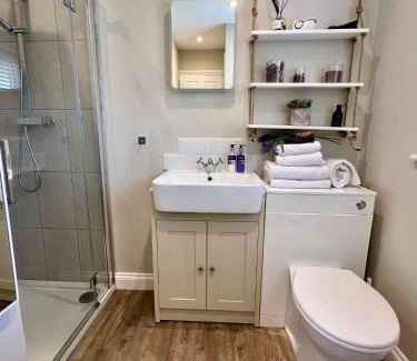 Bourton House | Lavender Lodge Bourton