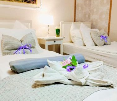 Golop Apartment | Lavender Vendégház Kicsi falu nagy szívvel varázslatos légkörrel