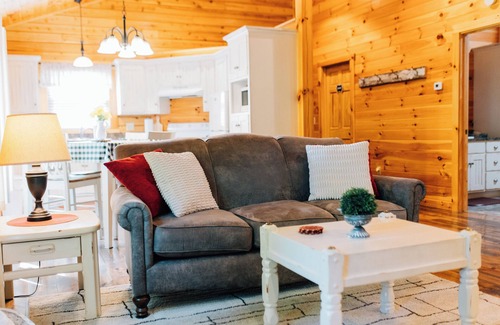 Millersburg Cabin | Lazy Days by Rocky Hill Cabins