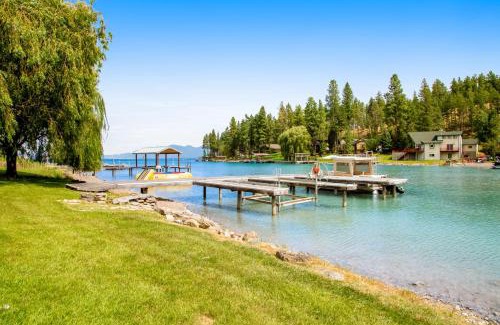 Lakeside House | Lazy K on Peaceful Bay - Ranch House