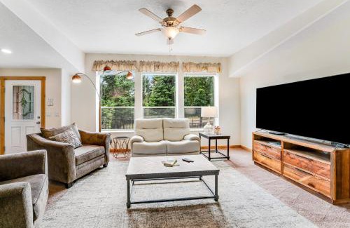 Lakeside House | Lazy K on Peaceful Bay - Ranch House