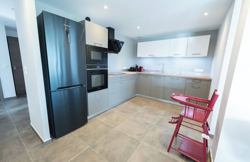 Les Rousses Apartment | Le 214, between lake and mountains