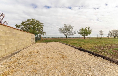 Saint-Gervais-en-Valliere House | Le Bief chez Thérèse et Hervé