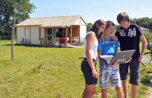 Orist House | Le Brochet - Orist - Gîte