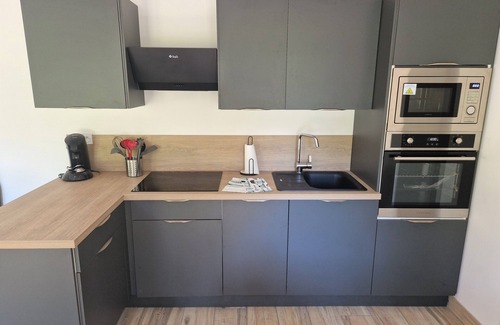 Perpignan House | Le Cabanon d'Anaïs - Cozy small house in a beautiful landscape park with pool !