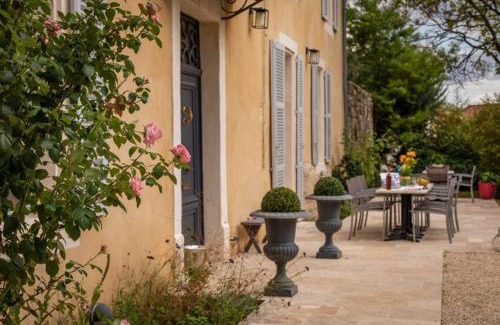 Lagraulet-du-Gers Hotel | Le Castel Pierre - 7ch&7sdb avec clim, piscine XL, salle fitness et sauna pour 18 personnes