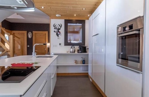 La Feclaz House | LE CHALET DU LYS - LA FECLAZ LES DESERTS