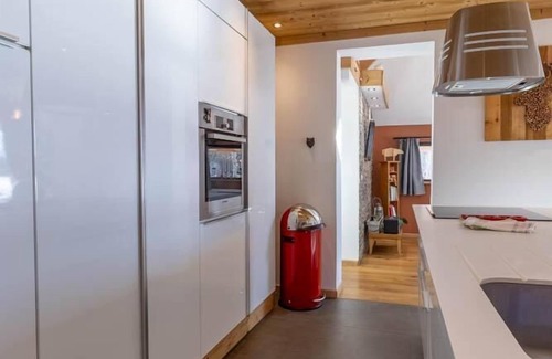 La Feclaz House | LE CHALET DU LYS - LA FECLAZ LES DESERTS