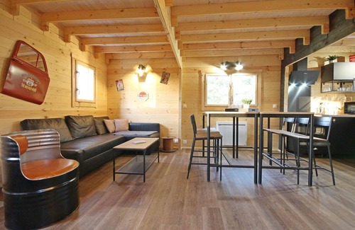 Sainte-Opportune-la-Mare Apartment | Le Chalet de la Mare