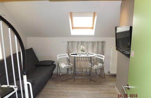 Barry Bed & Breakfast | Le Chataignier Centenaire