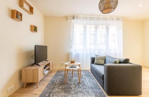 Douai Apartment | Le Chic - Appartement Élégant & Cosy en Hyper-Centre de Douai