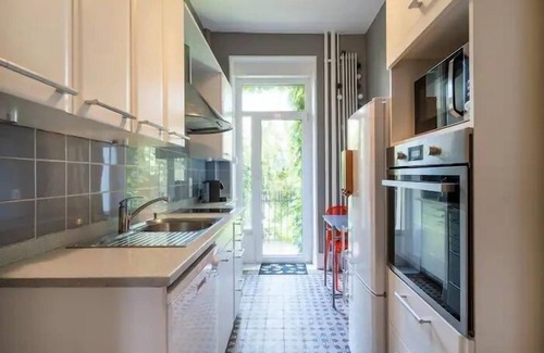 Poincare - Foch - Anatole France - Croix de Bourgogne Apartment | Le Chic de Patton - Appt avec jardin privatif