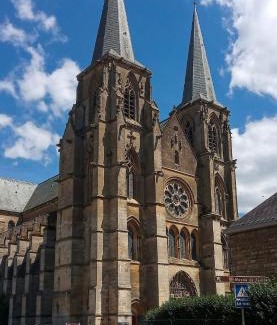 Mouzon House | Le claj'hope gîte 4 étoiles