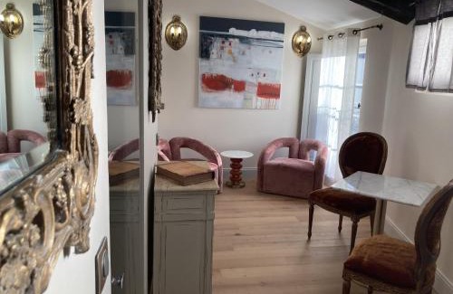 Avignon City Centre Apartment | Le Cloitre des Augustins 5 stars Spa & Fitness