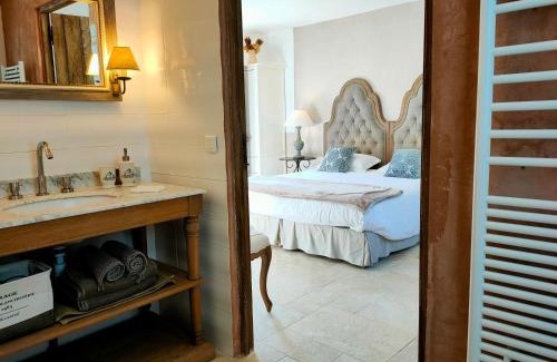 Bec-de-Mortagne Bed & Breakfast | Le Clos Bel Ami Chambre d'hôtes avec piscine