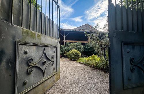 Charnay-les-Macon Villa | Le clos de Laly