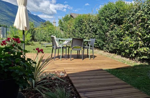 La Motte-Servolex House | LE CLOS DES DIJOUDS - Garden side