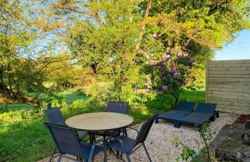 Saint-Amand-sur-Sevre House | Le Clos des Écorcins - Terrasse - Parking privé