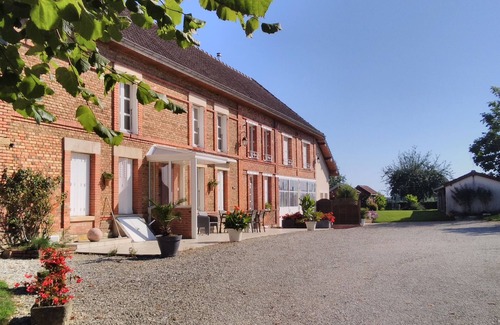 Montieramey Cottage | Le Clos Des Lacs in Montieramey apartment clévacances 3clés