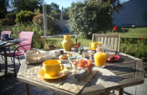 Saint Ouen d'Aunis Bed & Breakfast | Le Clos des Palmiers