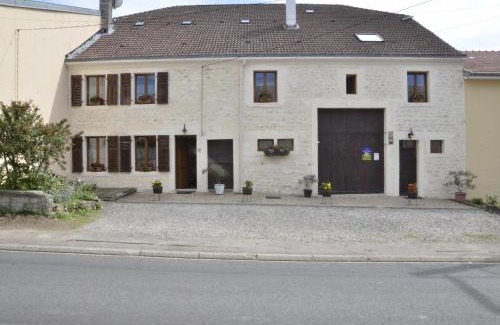 Bioncourt House | Le Clos des Pommes