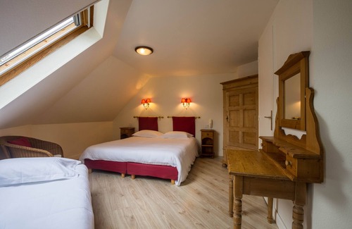 Le Palais Hotel | Le Clos Fleuri