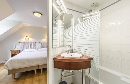 Le Palais Hotel | Le Clos Fleuri