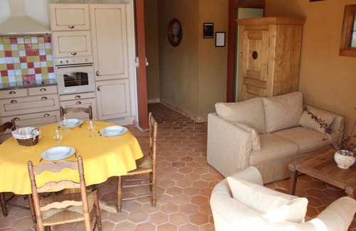 Brison-Saint-Innocent House | LE CLOS DES BURGONDES - gite SIGISMOND