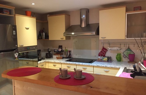 La Rochelle City Centre Apartment | Le Clos Rochelais . history and the sea stretch out their arms .