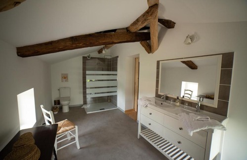 Saint-Jean-de-Thurac Bed & Breakfast | Le Clos Saint-Jean - Chambre d'hôte Lucky