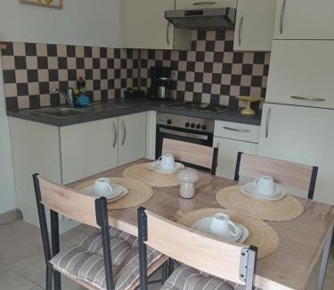 Hannut Apartment | le club de la source