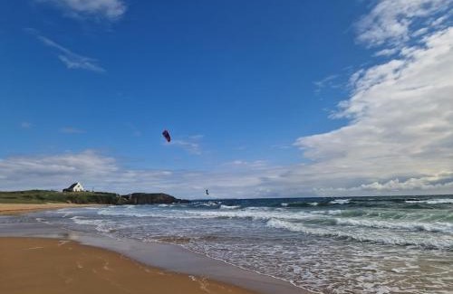 Clohars-Carnoet House | Le Cocon Iodé - 100m des plages-GR34-skatepark-kite-surf-voile-terrasse-jardin