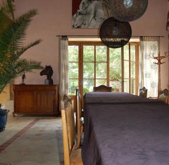 Saint-Germain-des-Champs House | Le Domaine du Crescent