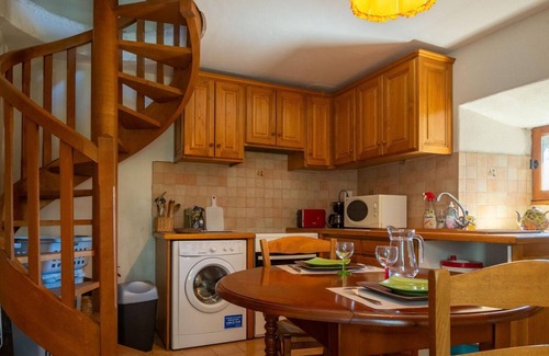 Pied-de-Borne House | Le Four, Ferme de la Beyssiere