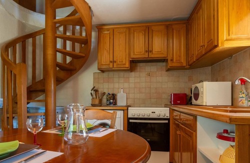 Pied-de-Borne House | Le Four, Ferme de la Beyssiere