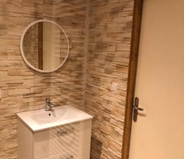 Landes-sur-Ajon Apartment | Le gîte de l'Ajon