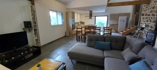 Meyras House | Le gîte des Oliviers