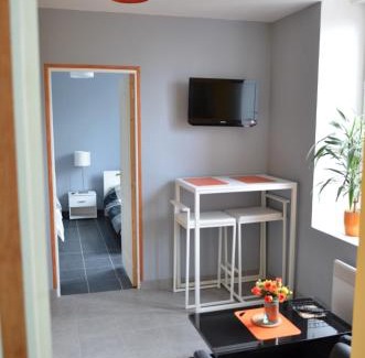 Ouzouer-sur-Loire Apartment | Le Gîte Oratorien