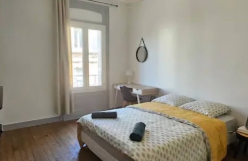 Anatole France Danton Apartment | Le Galliéni Hyper Centre