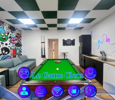 Pelussin Apartment | Le game clem