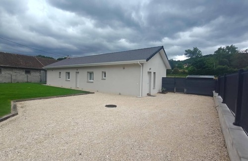 Saint-Pierre-de-Curtille House | LE GITE DU TOUR DU LAC 1