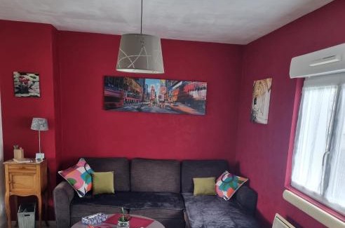 Charleville-Mezieres House | Le Haut du Theux - Gîte de vacances