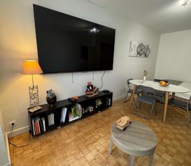 Marvejols Apartment | Le Jacobin Quartier Doré