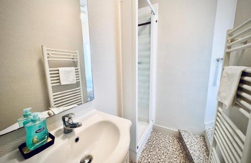 Dinan - Saint-Malo Apartment | Le JaKadi, Townhouse, Rennes city center