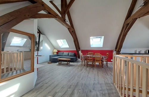 Pont-sur-Yonne Apartment | Le km99