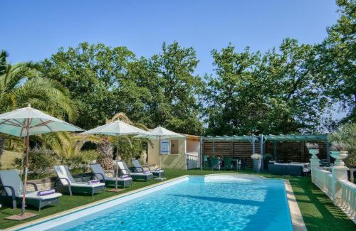 Roussas Villa | Le Mas de l'Alliance - 12 p - Air Cond - private Pool - near Grignan