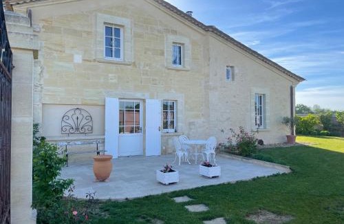 Puisseguin Apartment | LE MAYNE