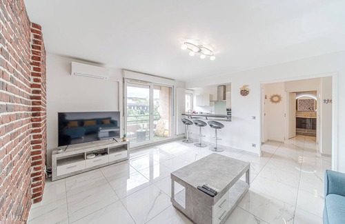 Ferrandiere - Maisons Neuves Apartment | Le Mistral 4 people with balcony in Villeurbanne.