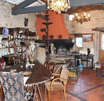 Vailhourles Bed & Breakfast | Le Moulin à huile