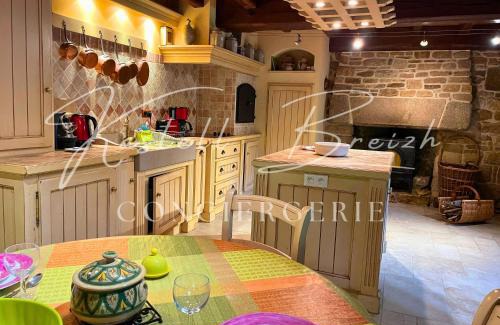 Pommerit-le-Vicomte House | Le Moulin de Kerhonn